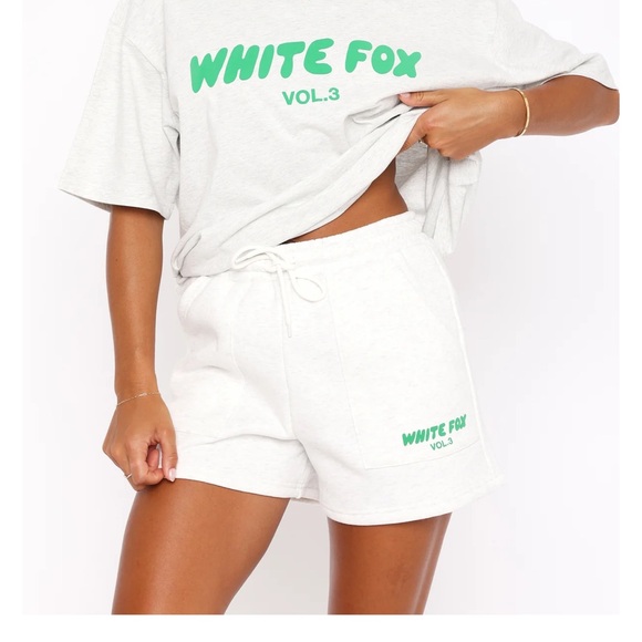 White Fox Offstage Lounge Shorts Glacier Grey - Picture 4 of 5